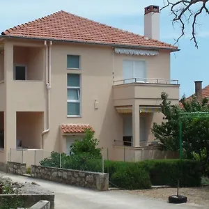 Davorka Appartamento Božava